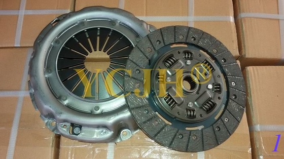 تجميع المفتاح على المشبك للسيارات ذات الحركة اليدوية LR009366 ، STC8358 المزود