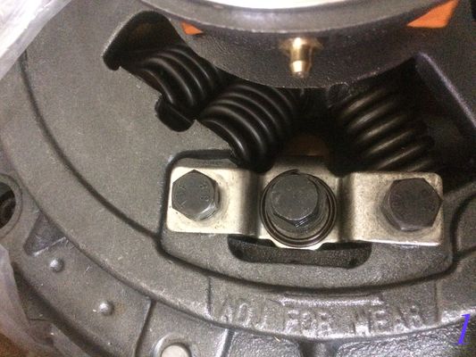 غطاء القابض C197C840 المزود